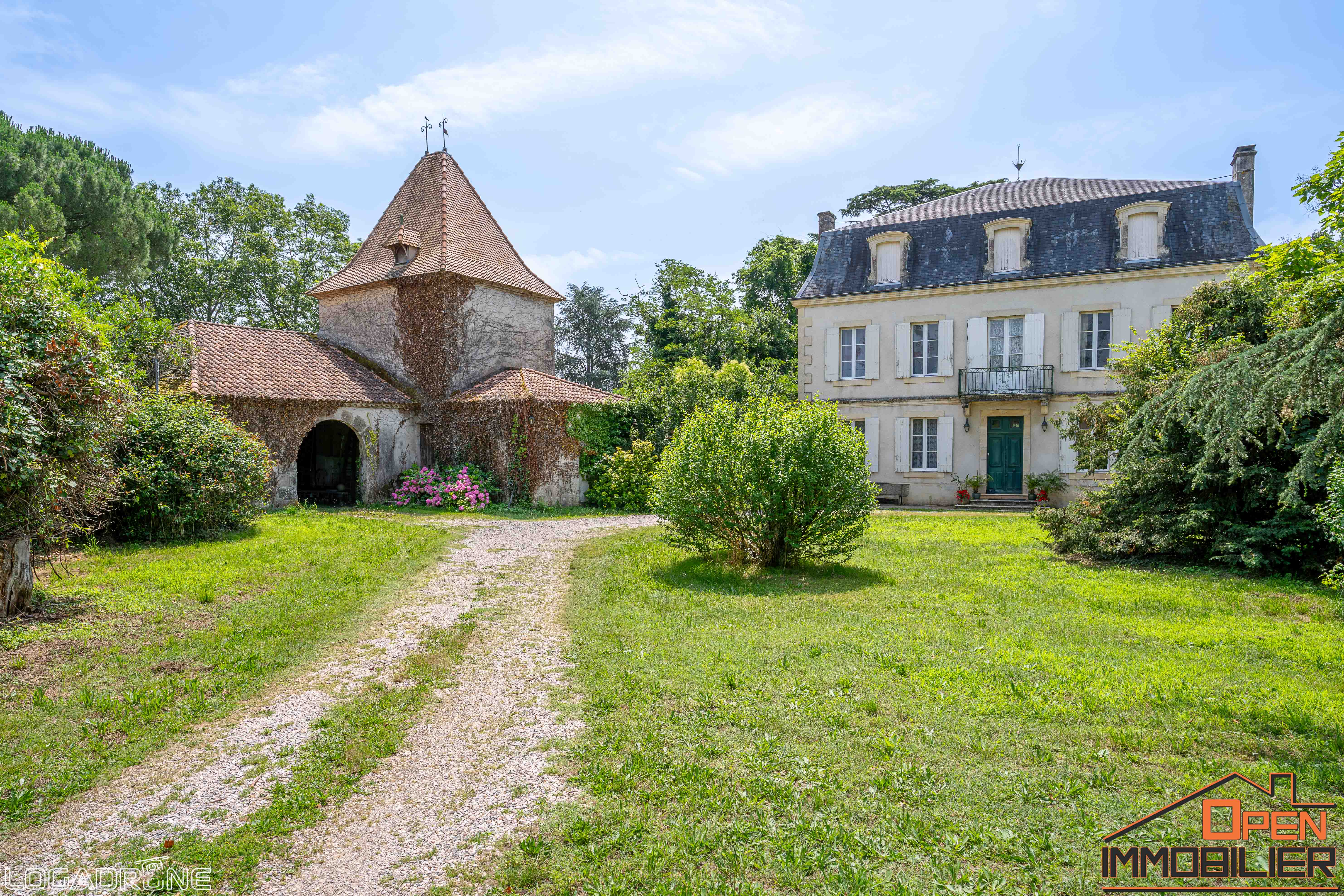 Photo 10 - Maison de Maître de 360m2 et un Pigeonnier 138 m² Piscine sur un Terrain de 1.7ha