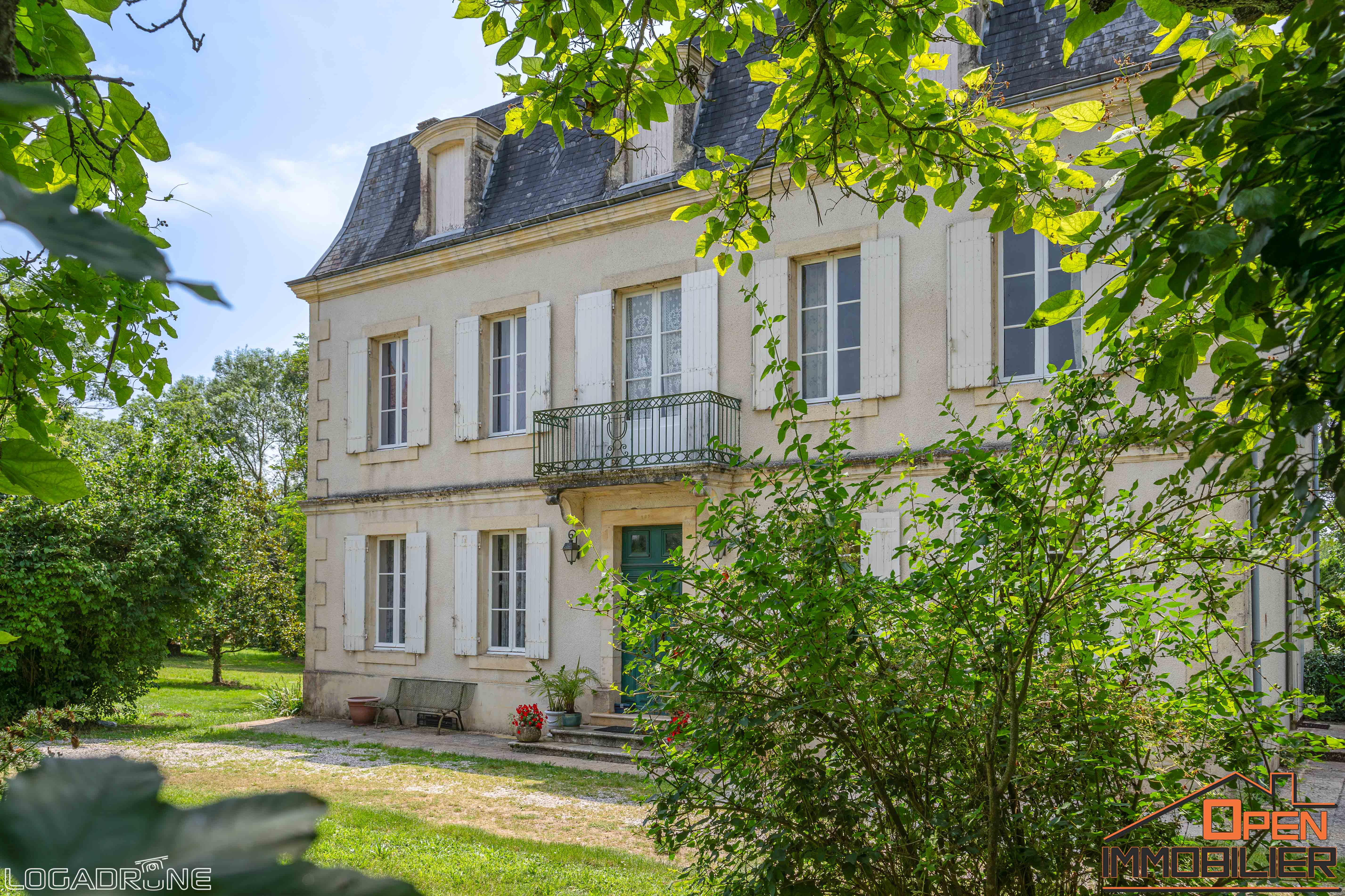 Photo 11 - Maison de Maître de 360m2 et un Pigeonnier 138 m² Piscine sur un Terrain de 1.7ha