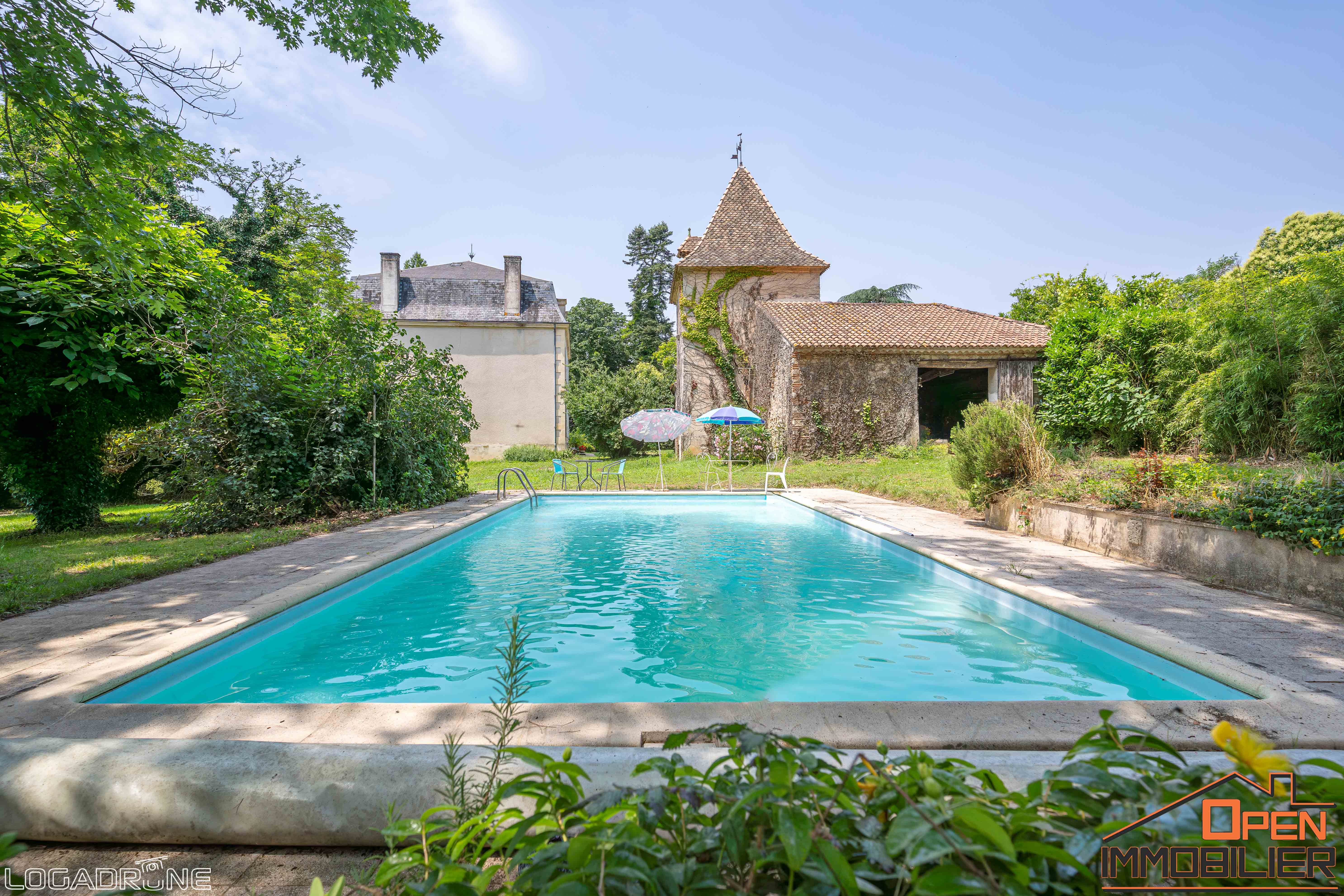 Photo 12 - Maison de Maître de 360m2 et un Pigeonnier 138 m² Piscine sur un Terrain de 1.7ha