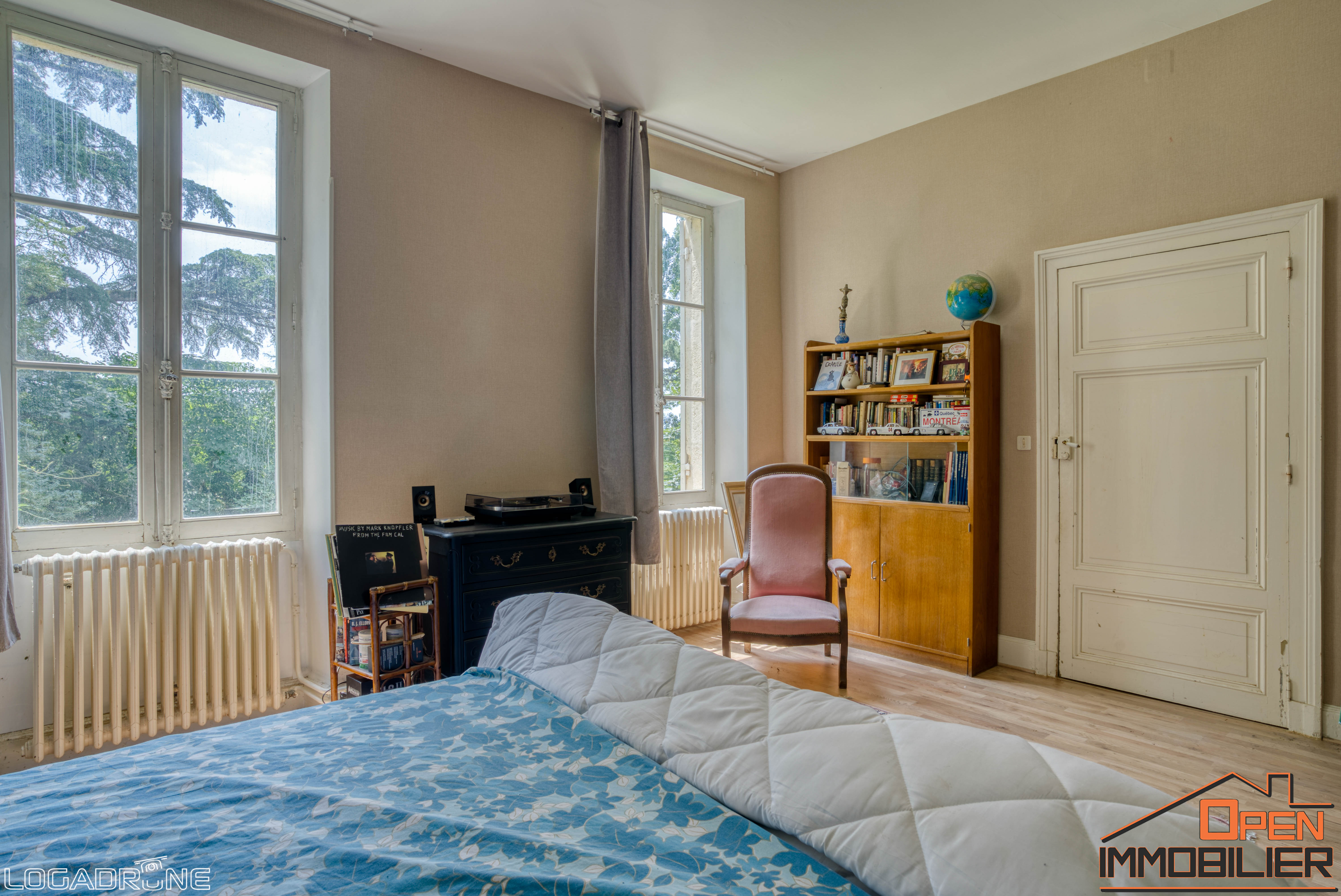 Photo 23 - Maison de Maître de 360m2 et un Pigeonnier 138 m² Piscine sur un Terrain de 1.7ha