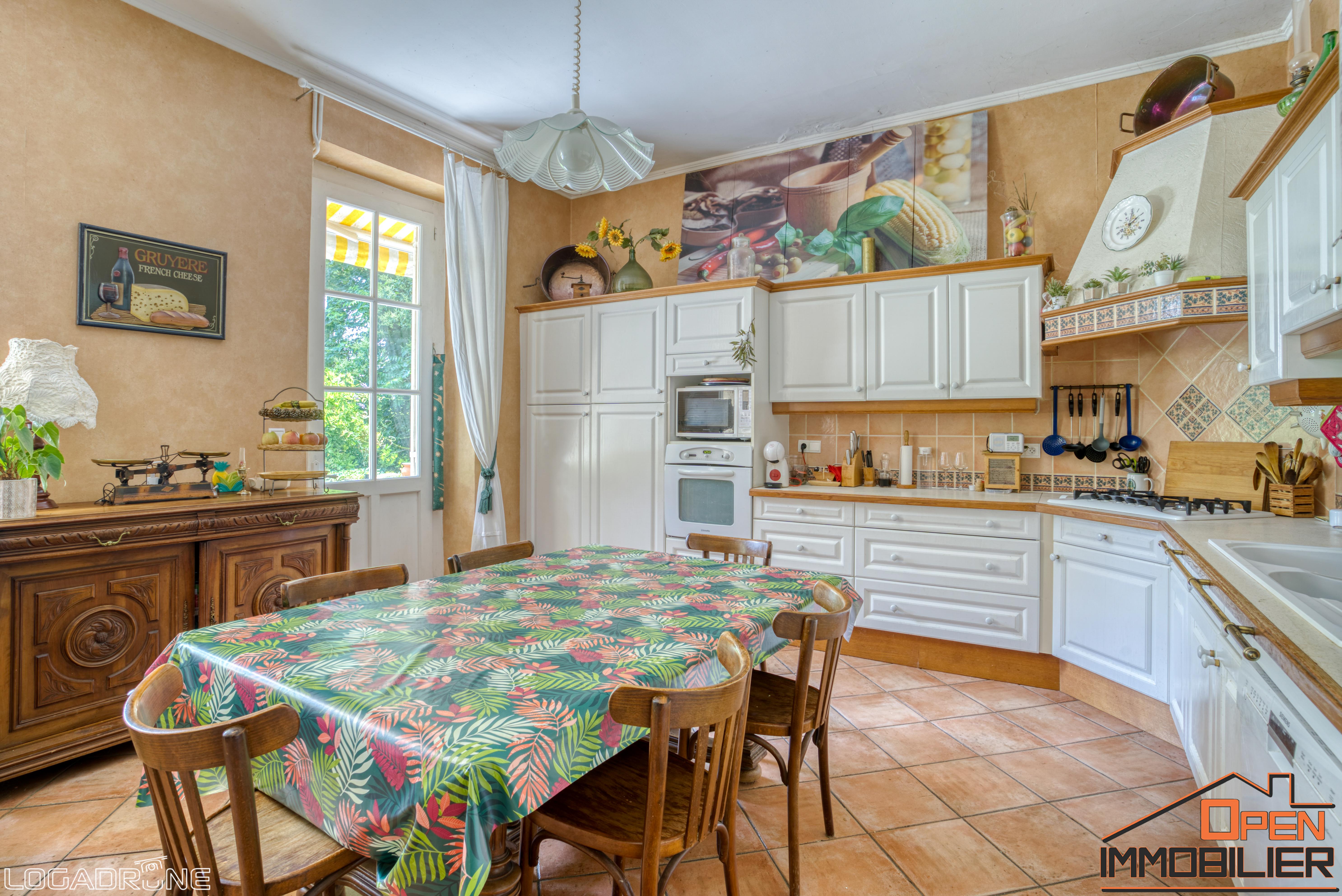 Photo 19 - Maison de Maître de 360m2 et un Pigeonnier 138 m² Piscine sur un Terrain de 1.7ha