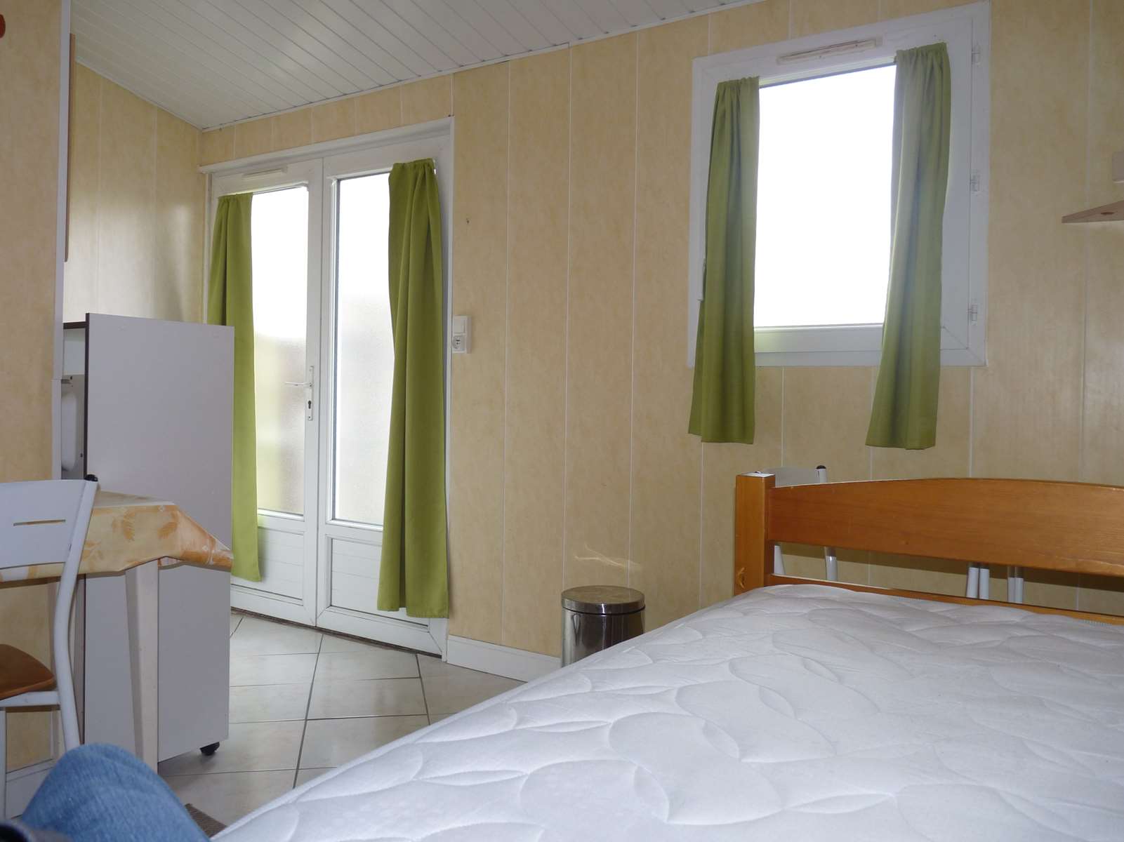 Photo 10 - À ÉGLETONS, STUDIO DE 15M² À LOUER 310 € CC PAR MOIS