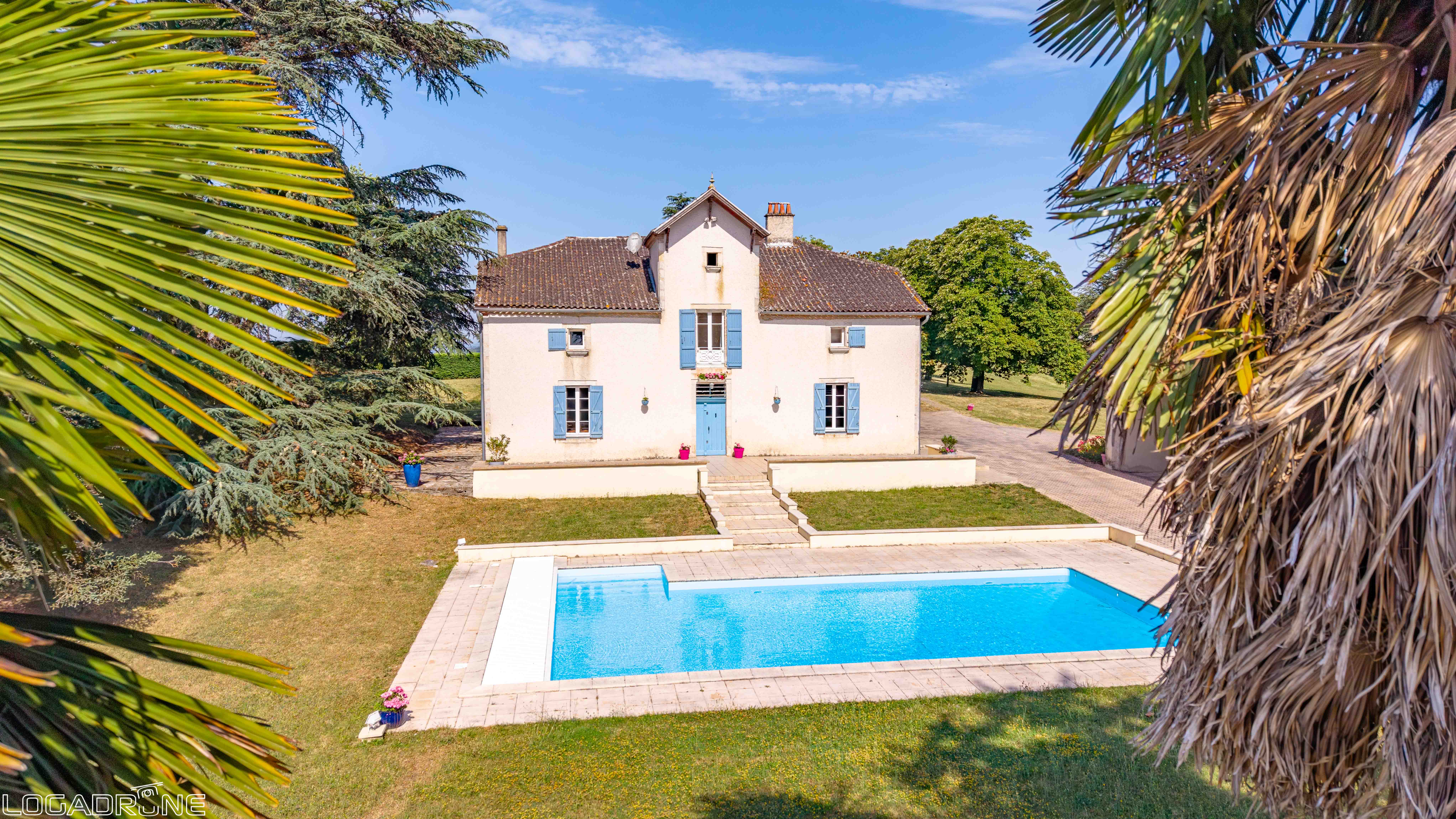 Photo 20 - Propriété avec dépendances et piscine
