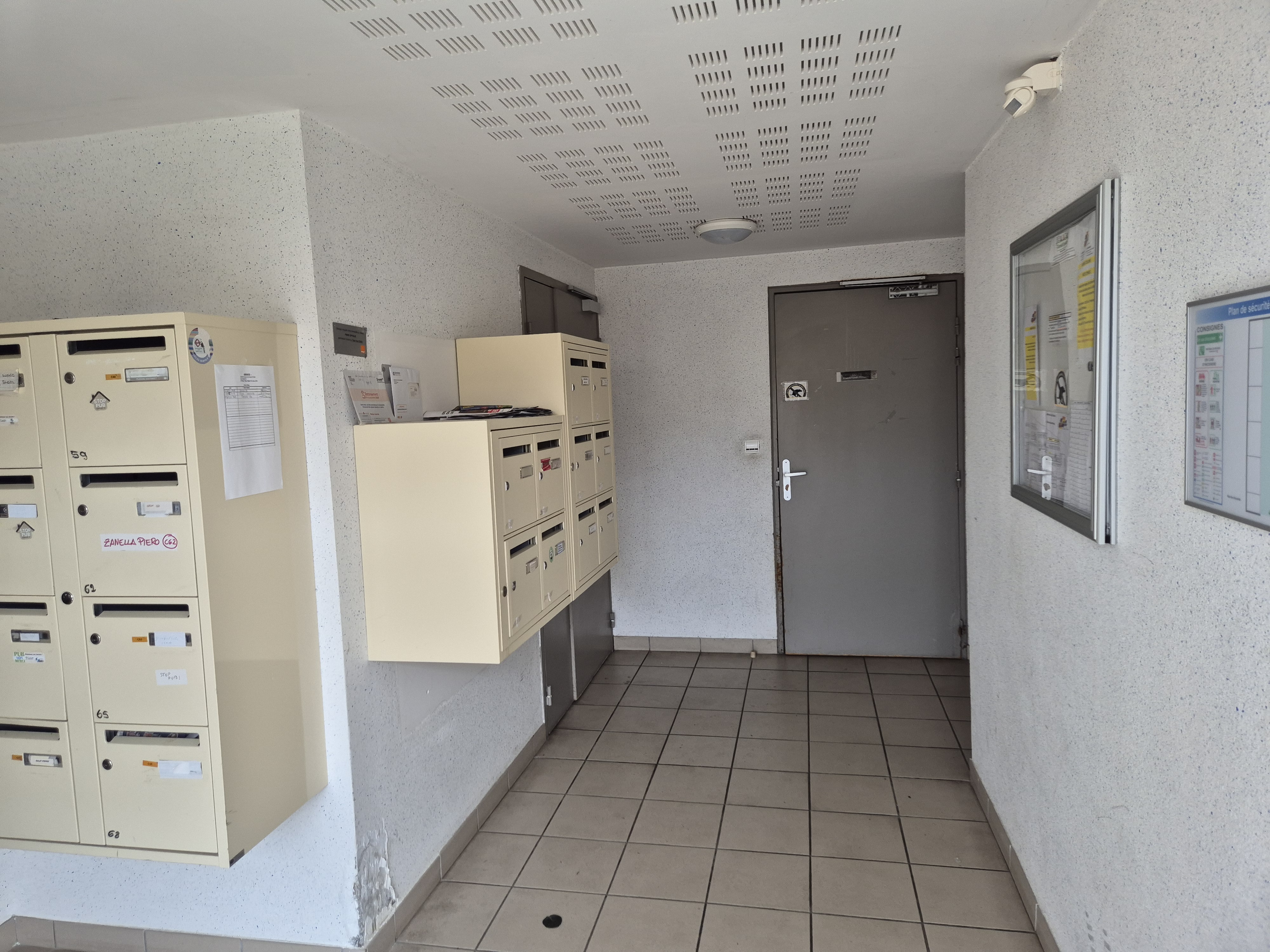 Photo 2 - APPARTEMENT T2 LOUE ST ASTIER