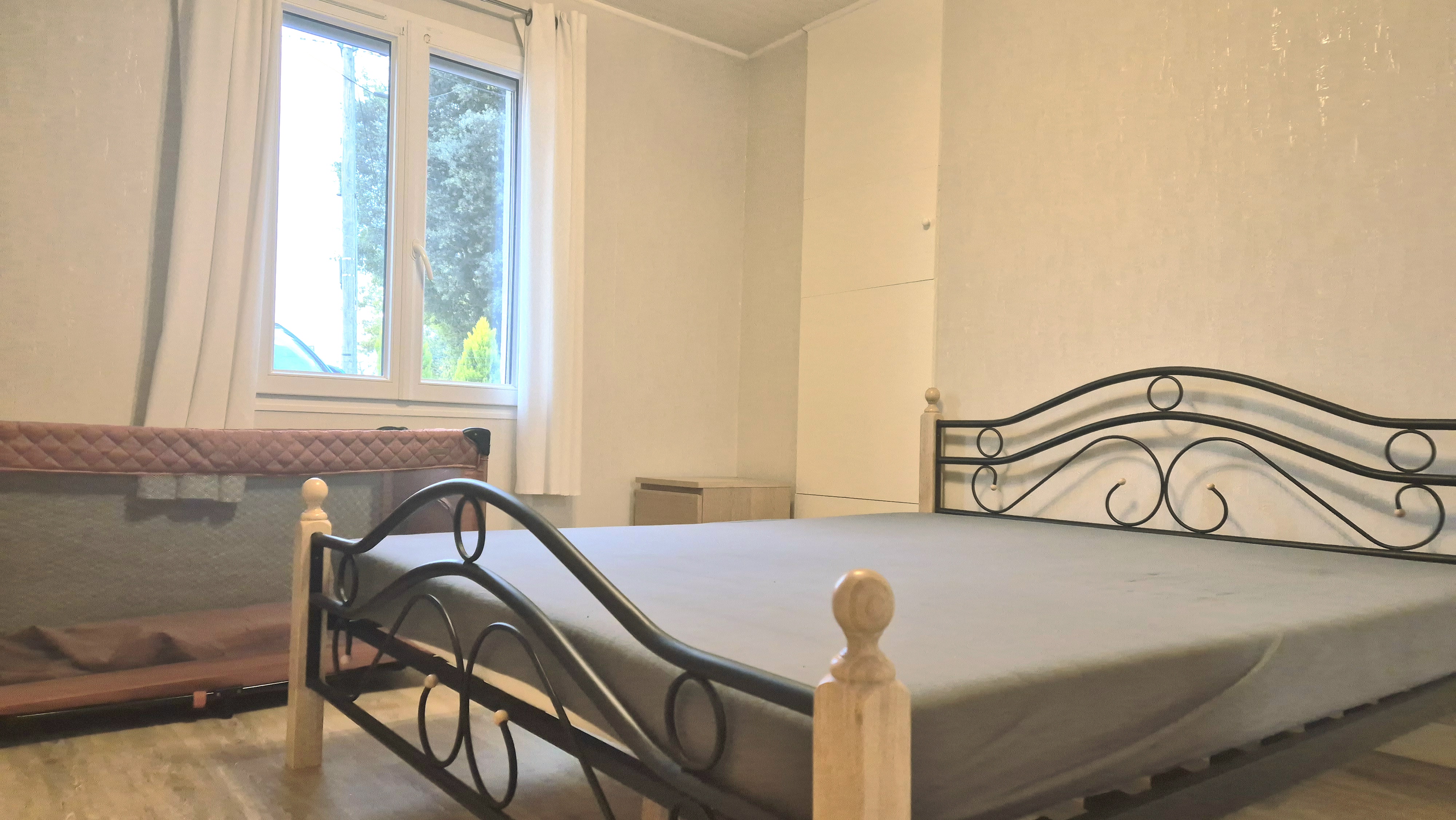 Photo 11 - Calme et douceur de vivre en Périgord Noir : maison de plain-pied avec vue piscine et superbes prestations