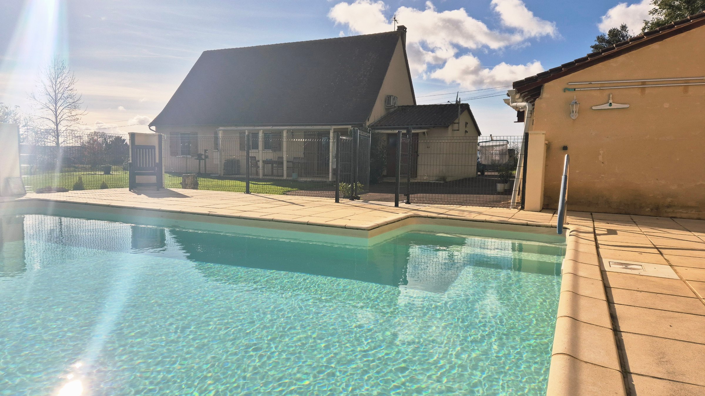 Photo 31 - Calme et douceur de vivre en Périgord Noir : maison de plain-pied avec vue piscine et superbes prestations