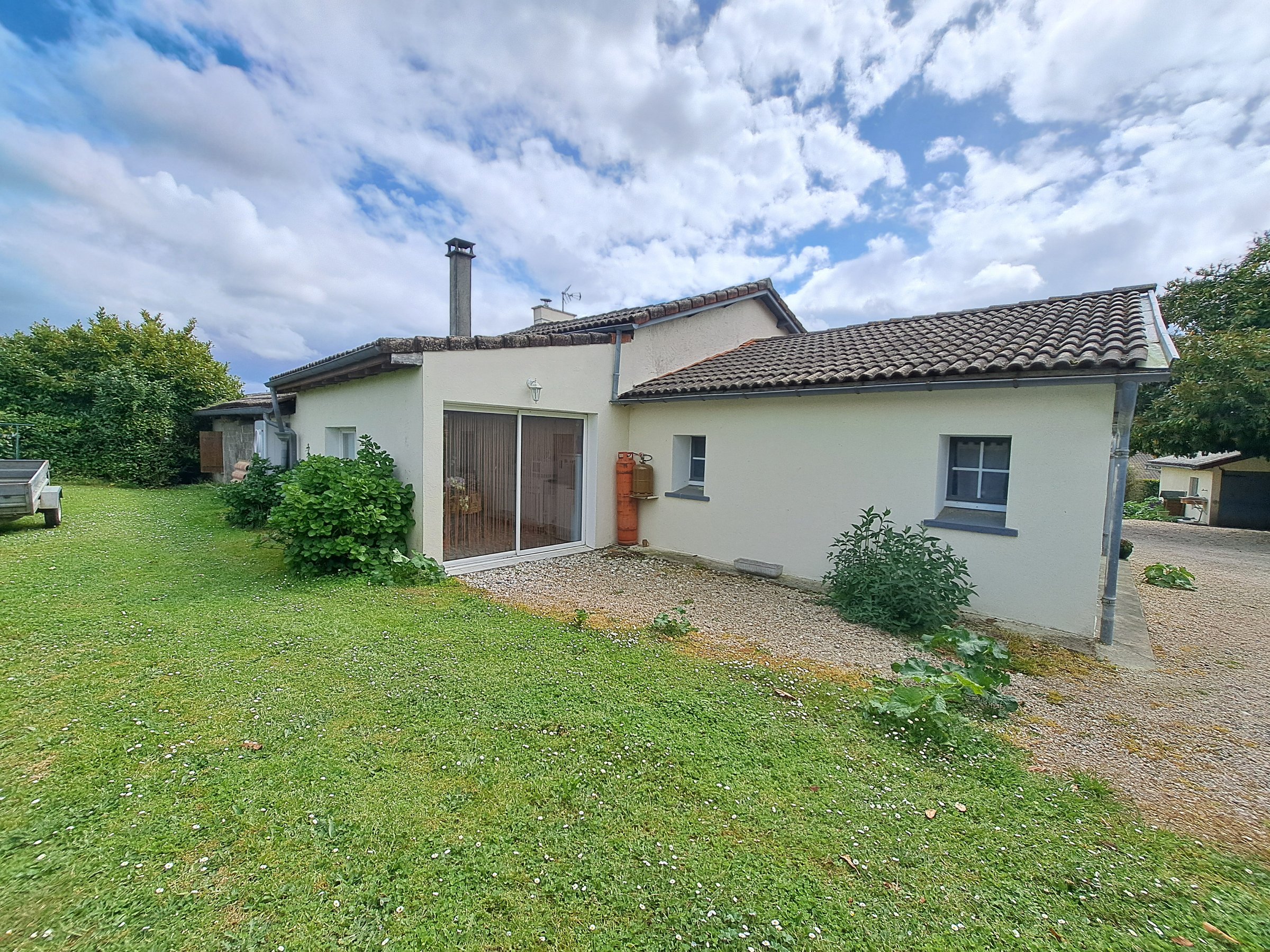 Photo 21 - Maison avec garage et terrain piscinable – 136 m² – 6 pièces