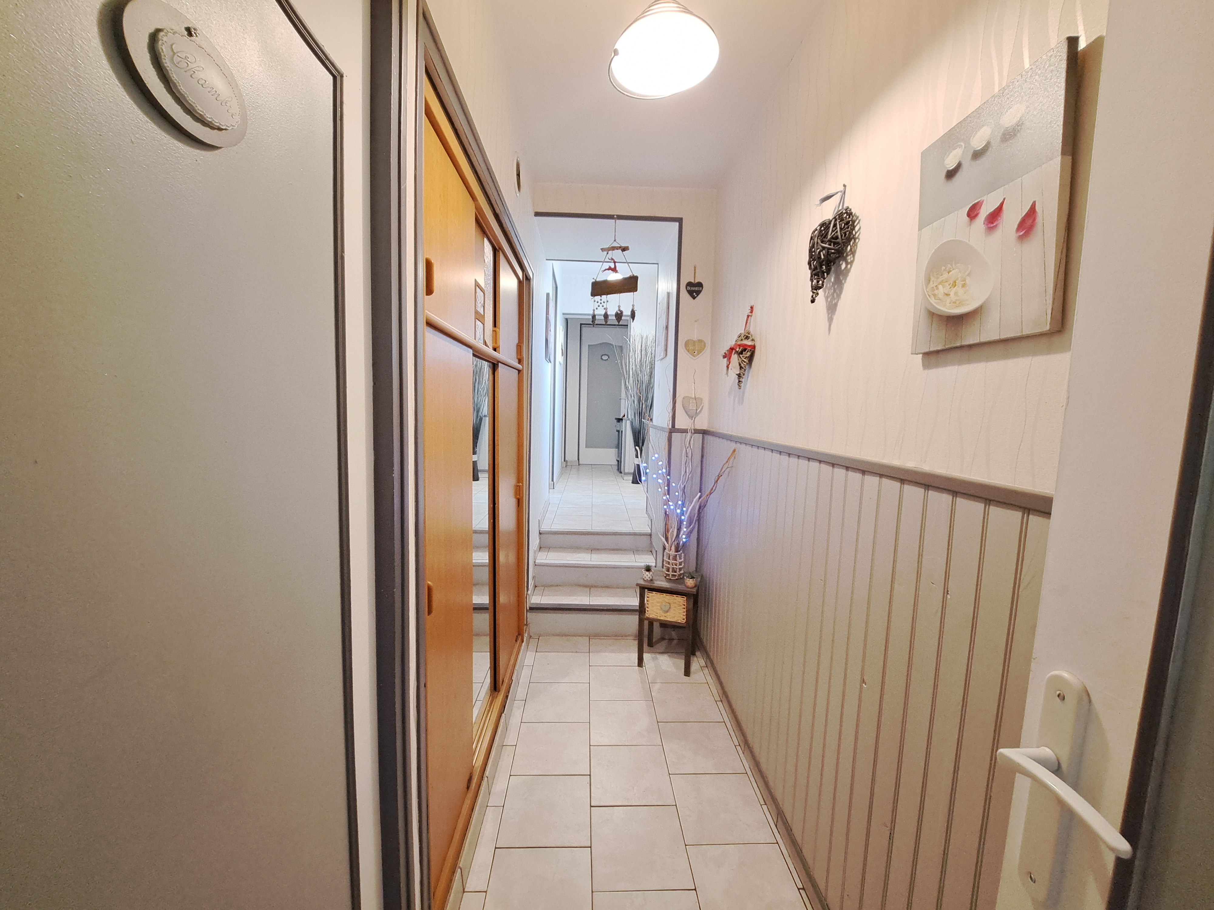 Photo 14 - Maison avec garage et terrain piscinable – 136 m² – 6 pièces