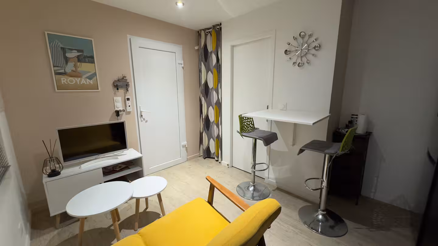 Photo 12 - ROYAN – Ensemble immobilier de 4 appartements entièrement rénovés avec terrasses