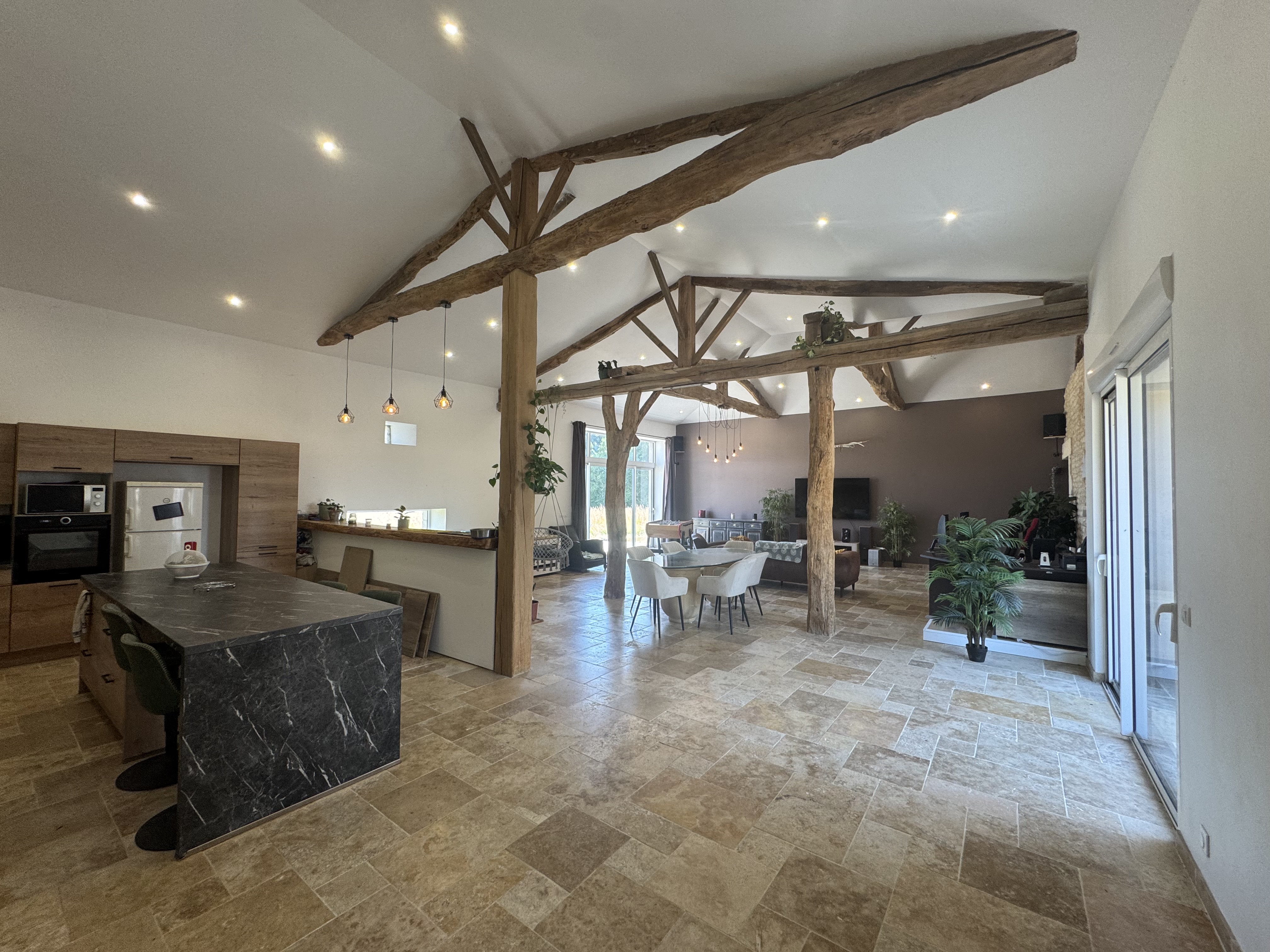 Photo 6 - Ferme charentaise 233 m² rénover – Terrain 1.5 Hectare