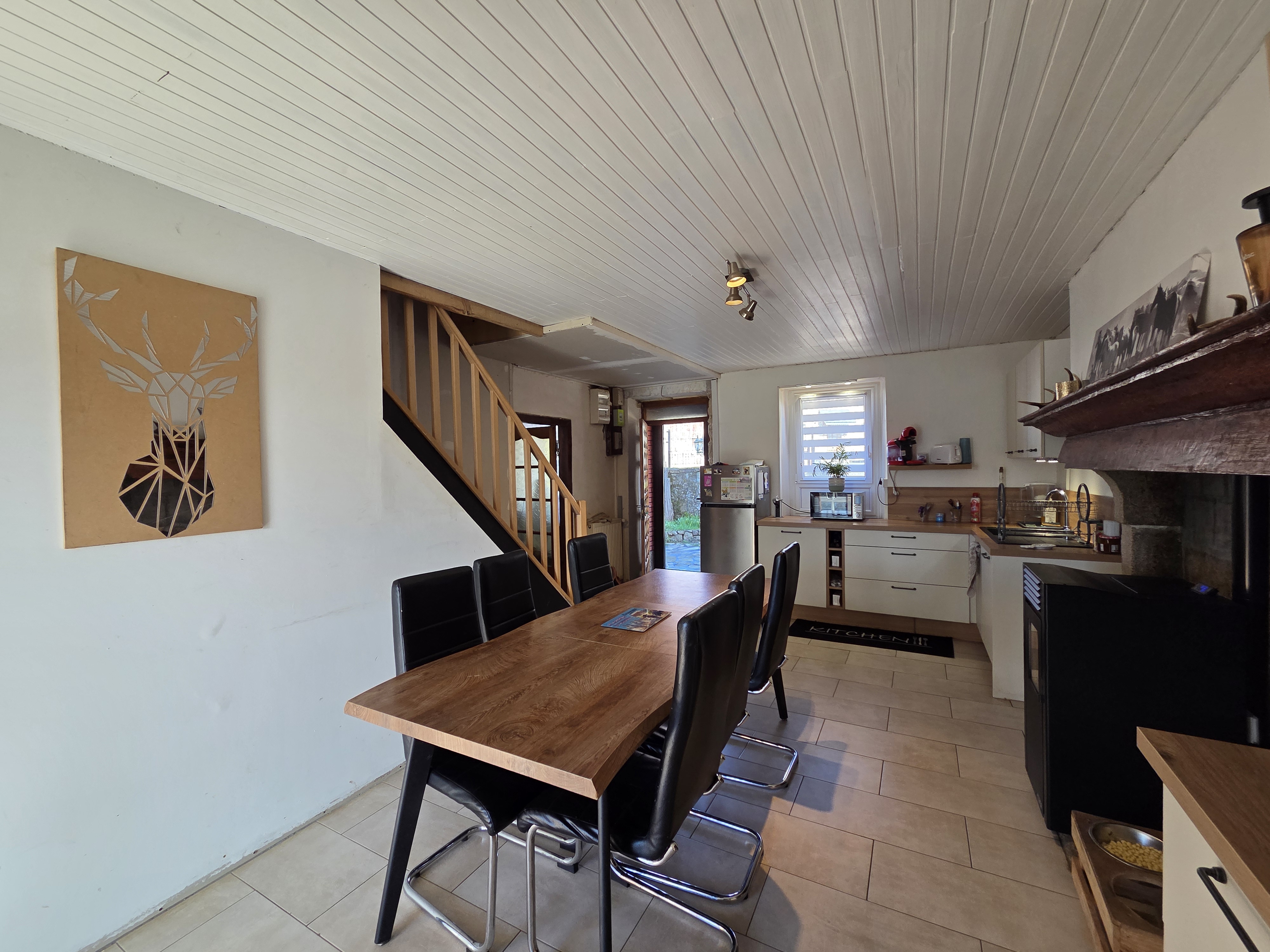 Photo 3 - Maison avec grange attenante et terrains 12126 m2