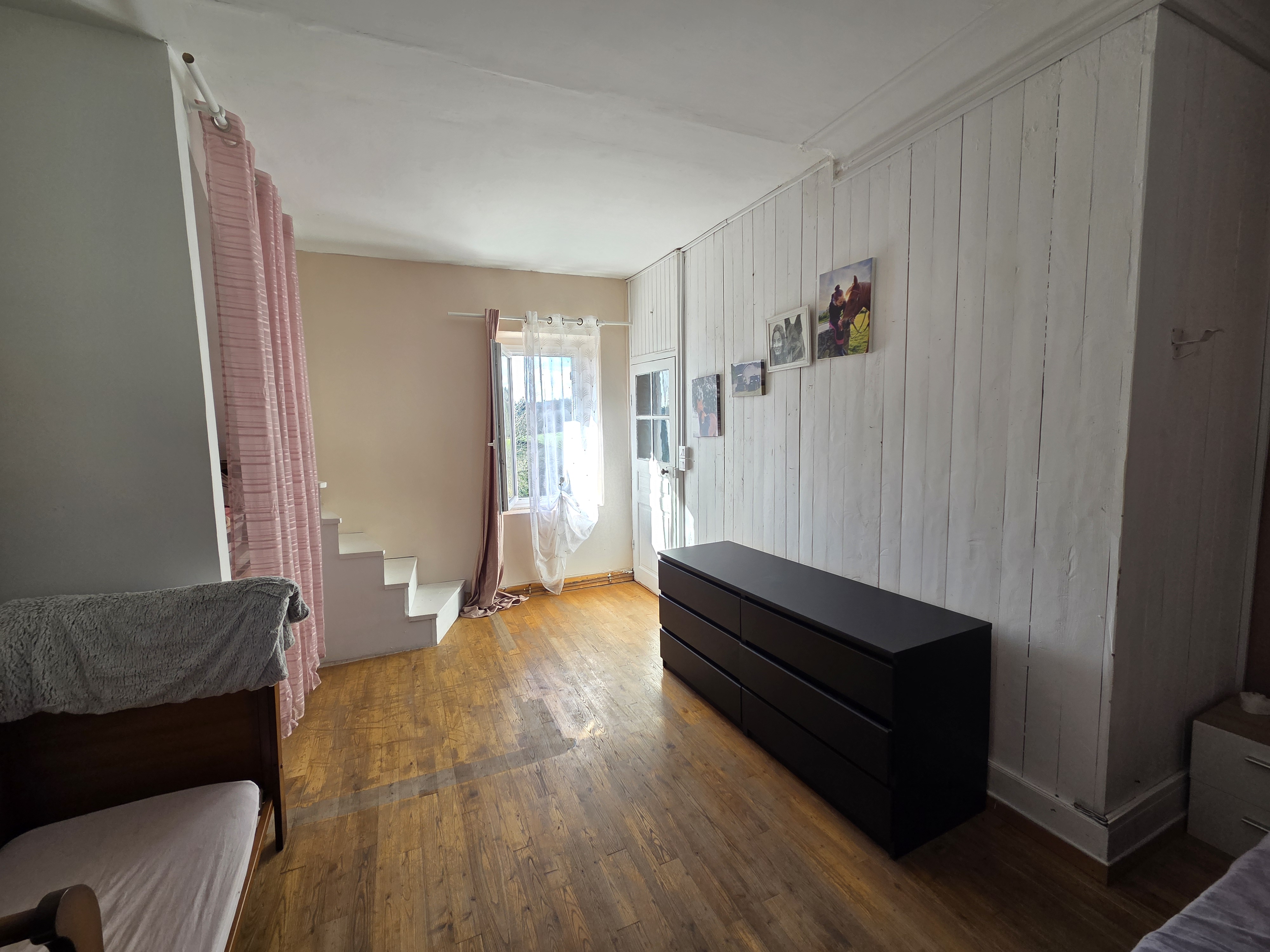 Photo 8 - Maison avec grange attenante et terrains 12126 m2