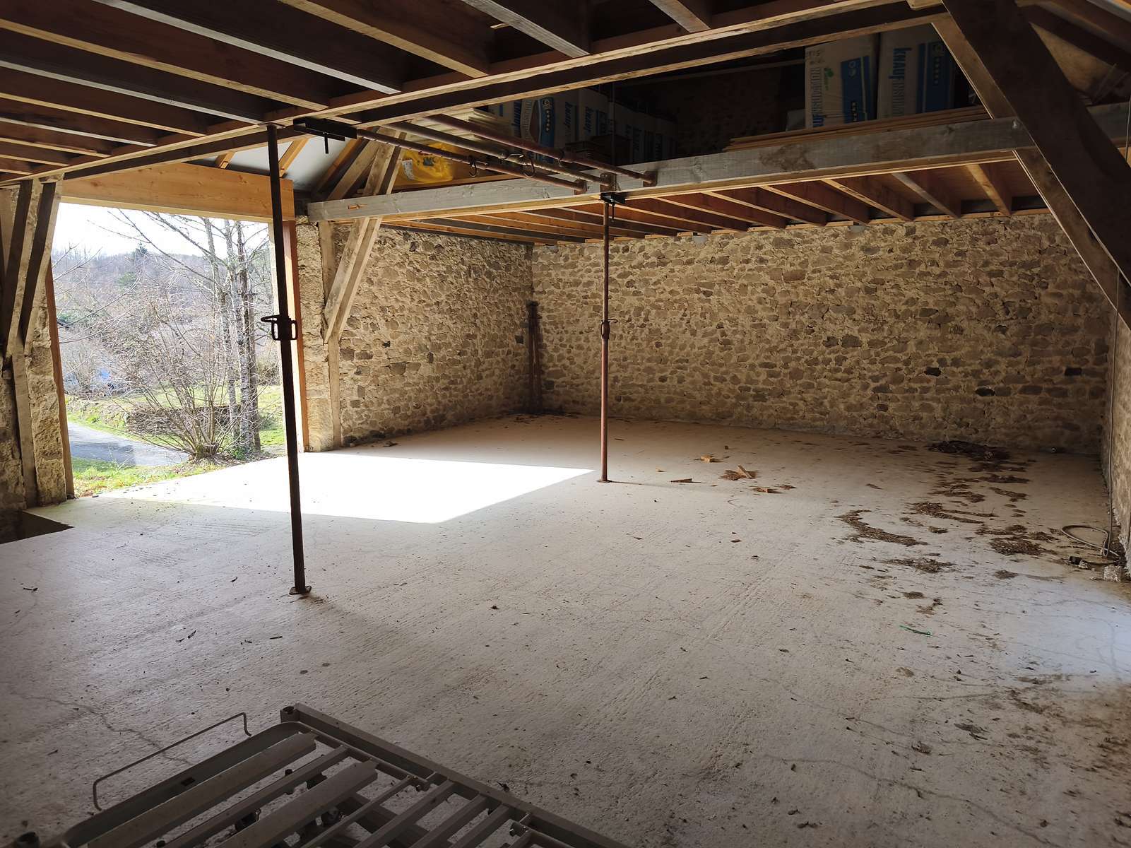 Photo 22 - CHARMANTE MAISON DE MAÎTRE DE 1803 – PIERRE ET ARDOISES – CŒUR DE VILLAGE CORRÉZIEN