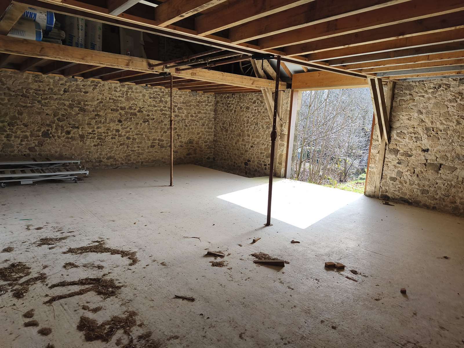 Photo 21 - CHARMANTE MAISON DE MAÎTRE DE 1803 – PIERRE ET ARDOISES – CŒUR DE VILLAGE CORRÉZIEN