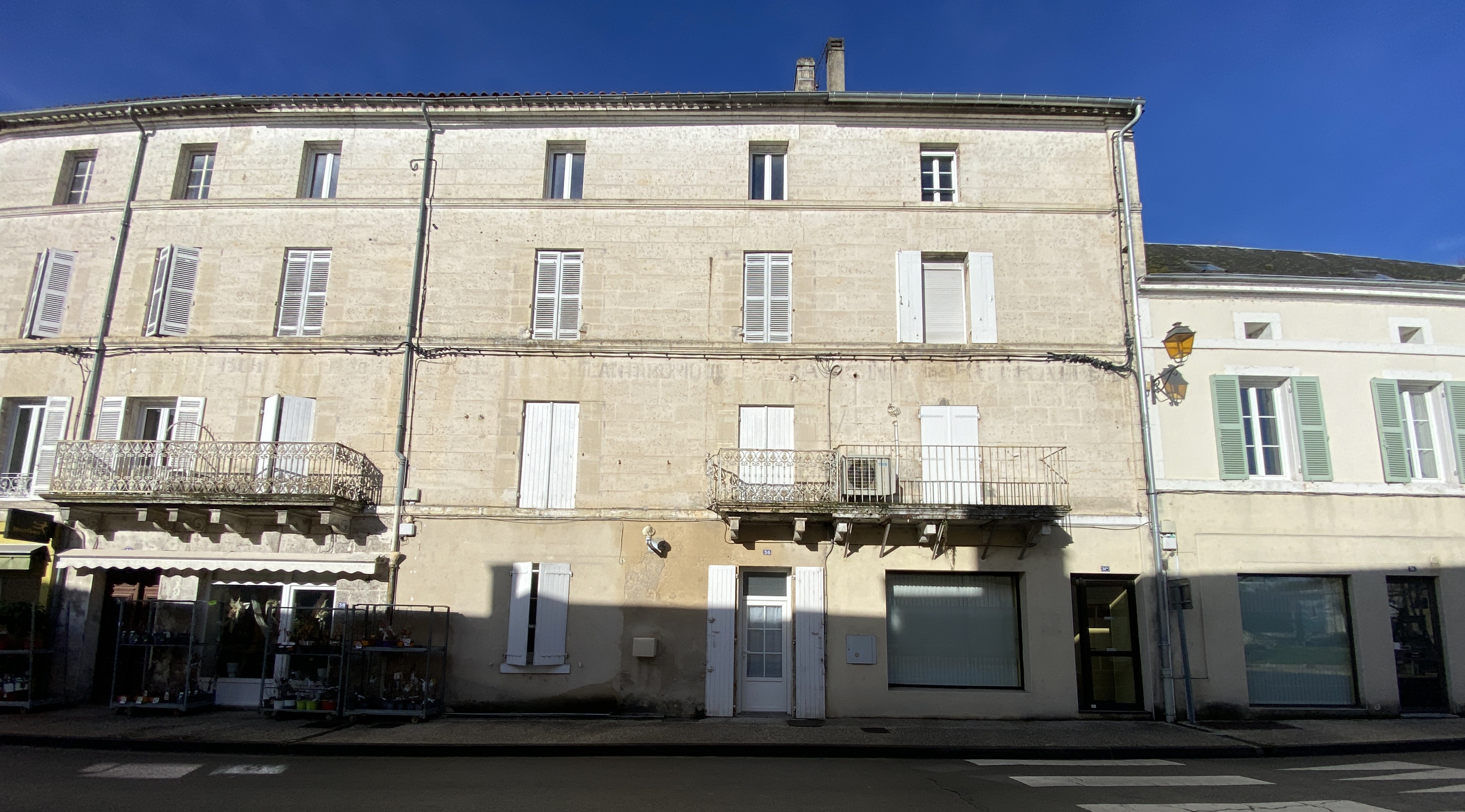 Photo 14 - Appartement de 136 m² en plein coeur de Chalais