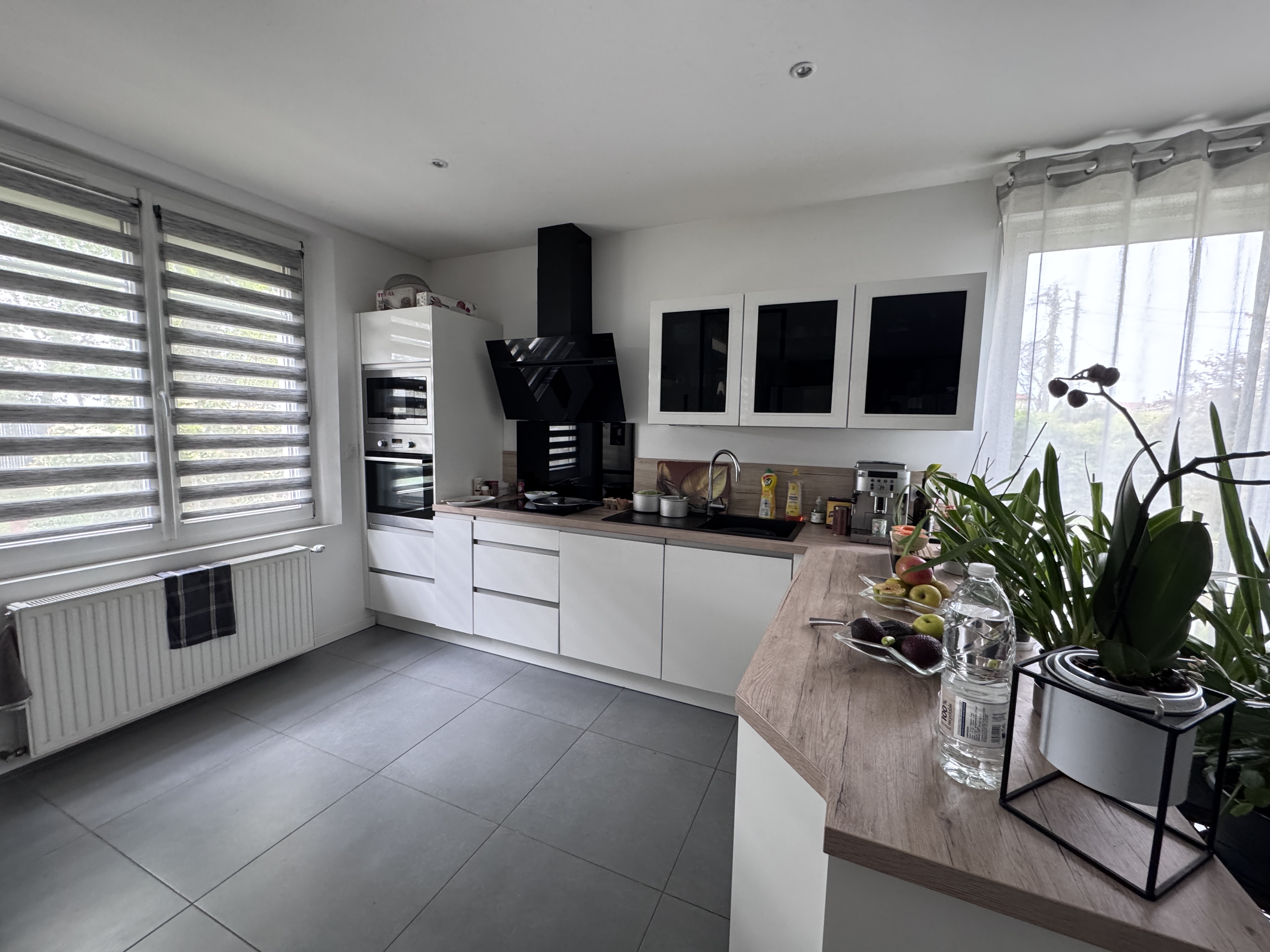 Photo 2 - Ensemble avec maison d&rsquo;habitation, hangar et terrain constructible