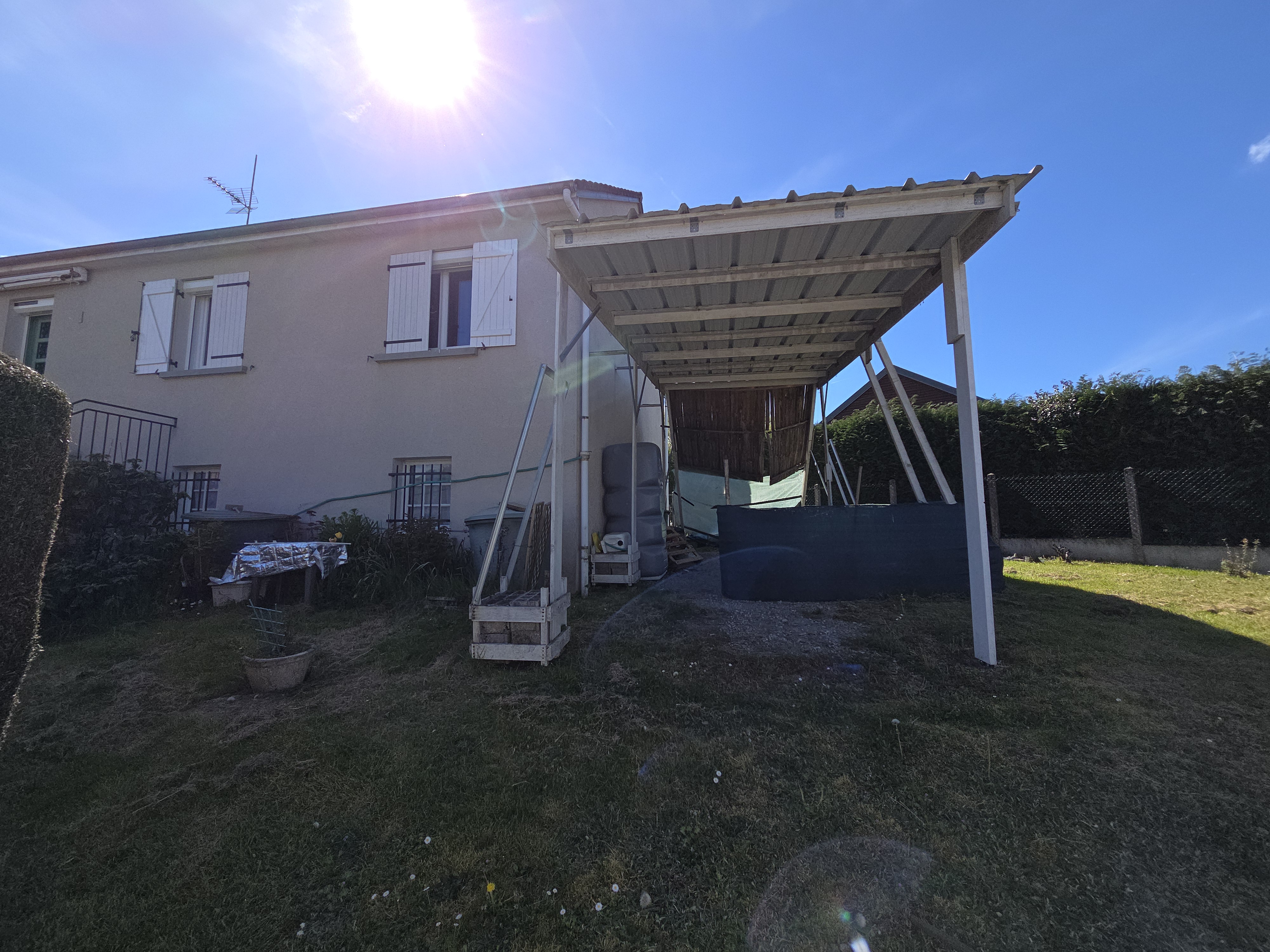 Photo 4 - Maison avec jardin, Garage et Carport