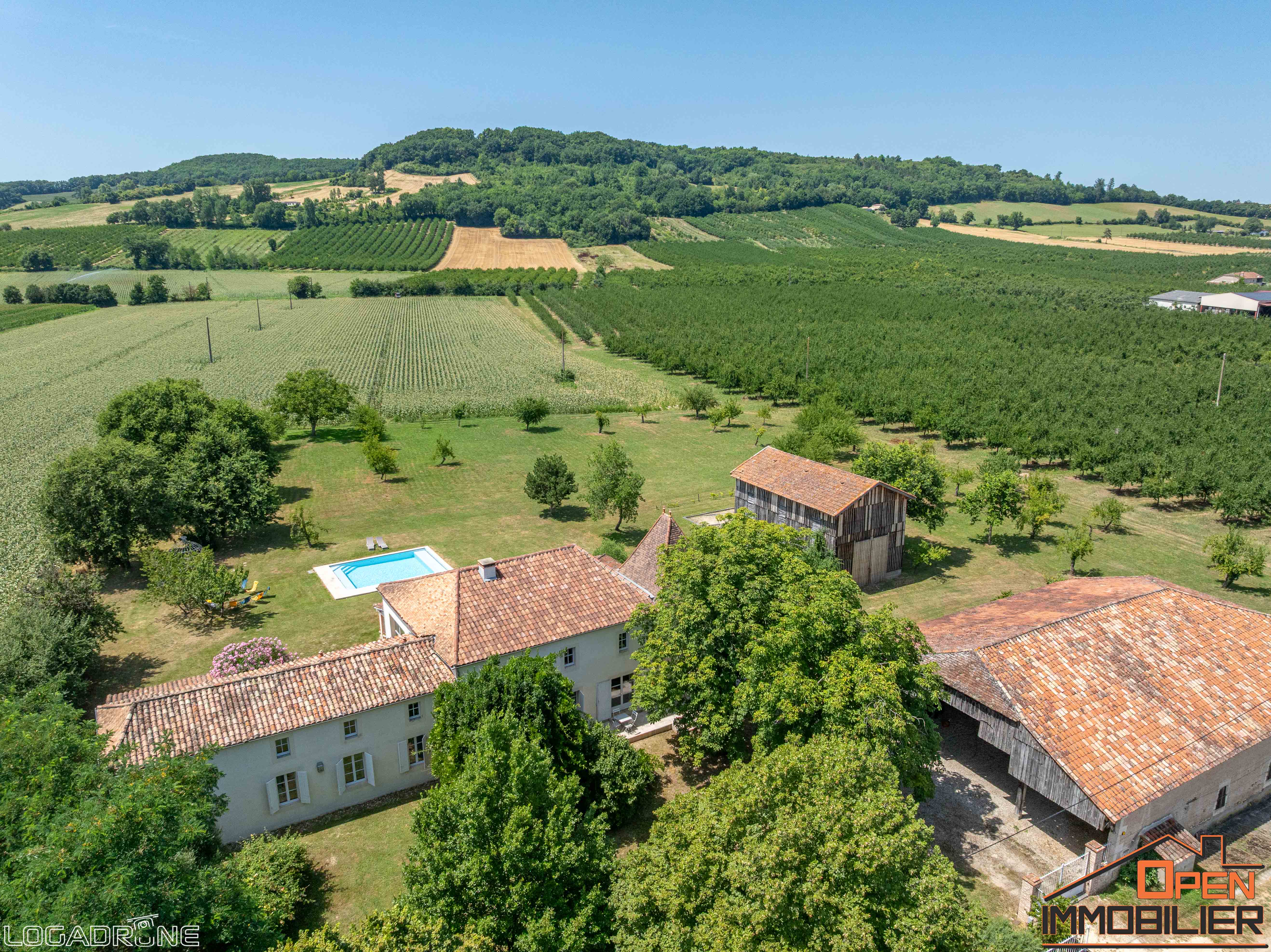 Maison d’architecte 420 m² avec piscine et dépendances Lot-et-Garonne - Photo 3