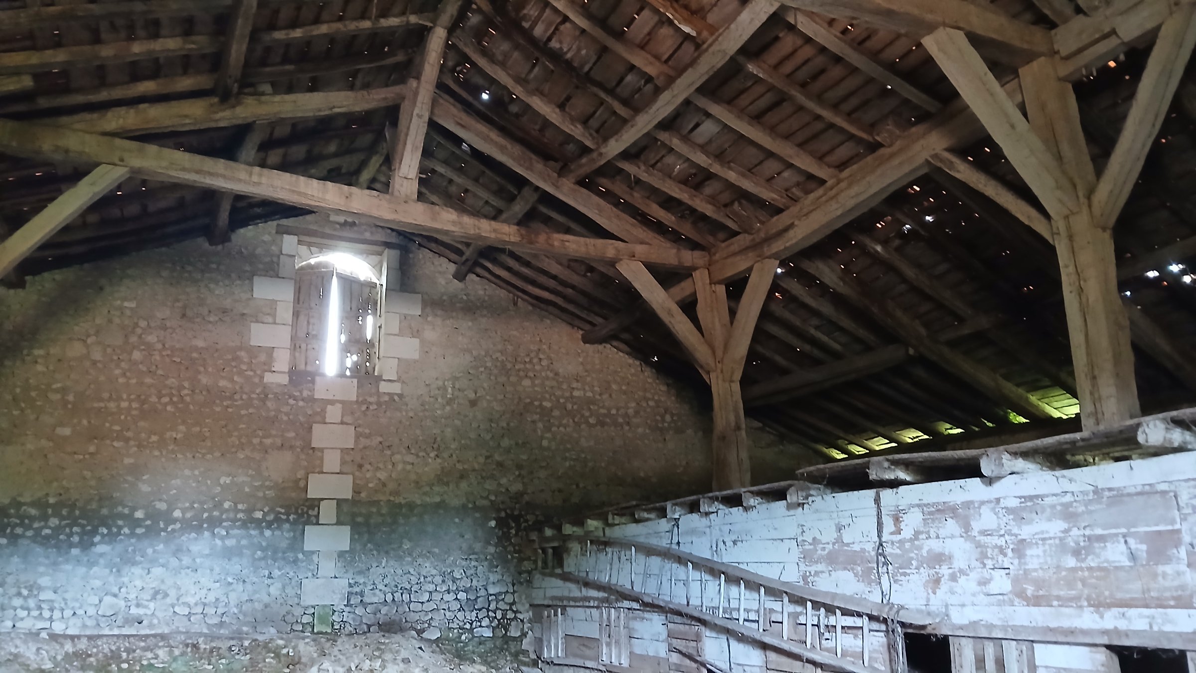 Photo 16 - Moulin avec maison, dépendances et 1.5 ha prairies