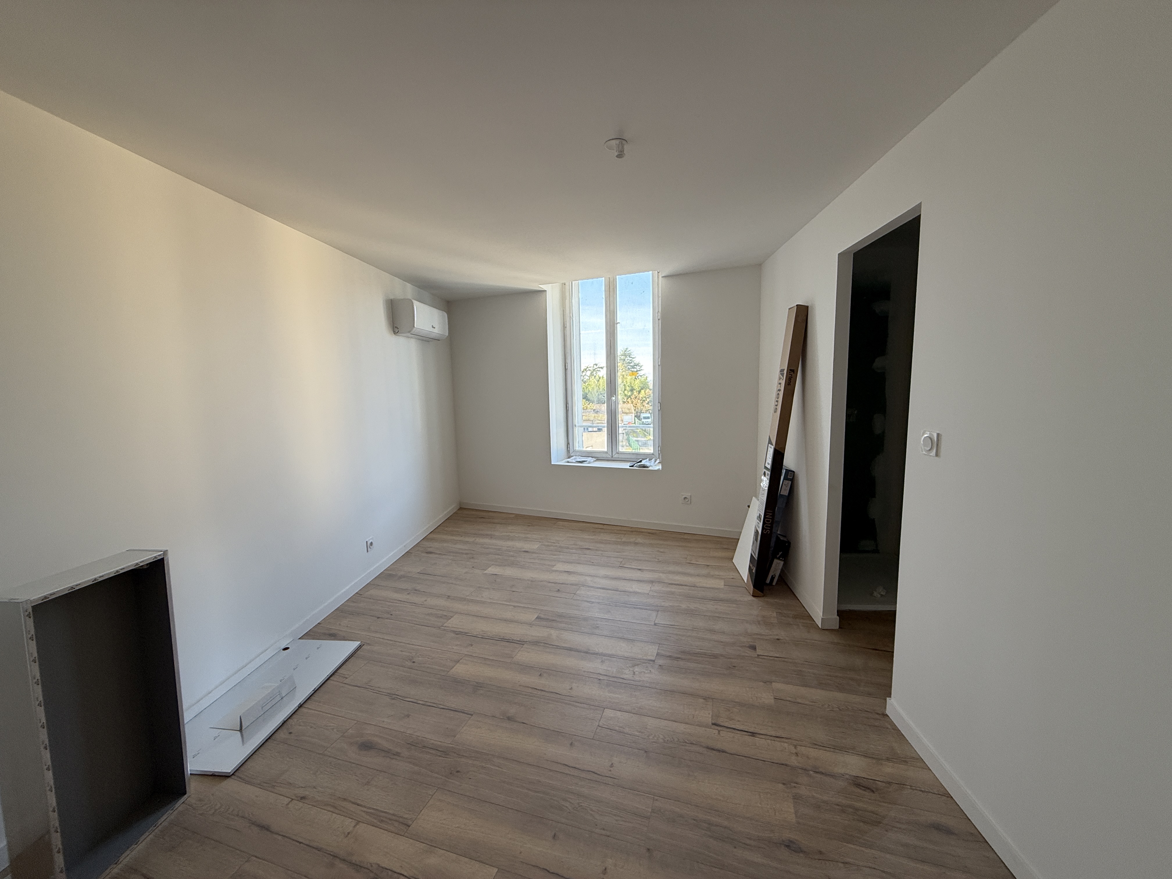 Photo 9 - Appartement T4 Triplex rénové à Villeneuve Quartier Eysses