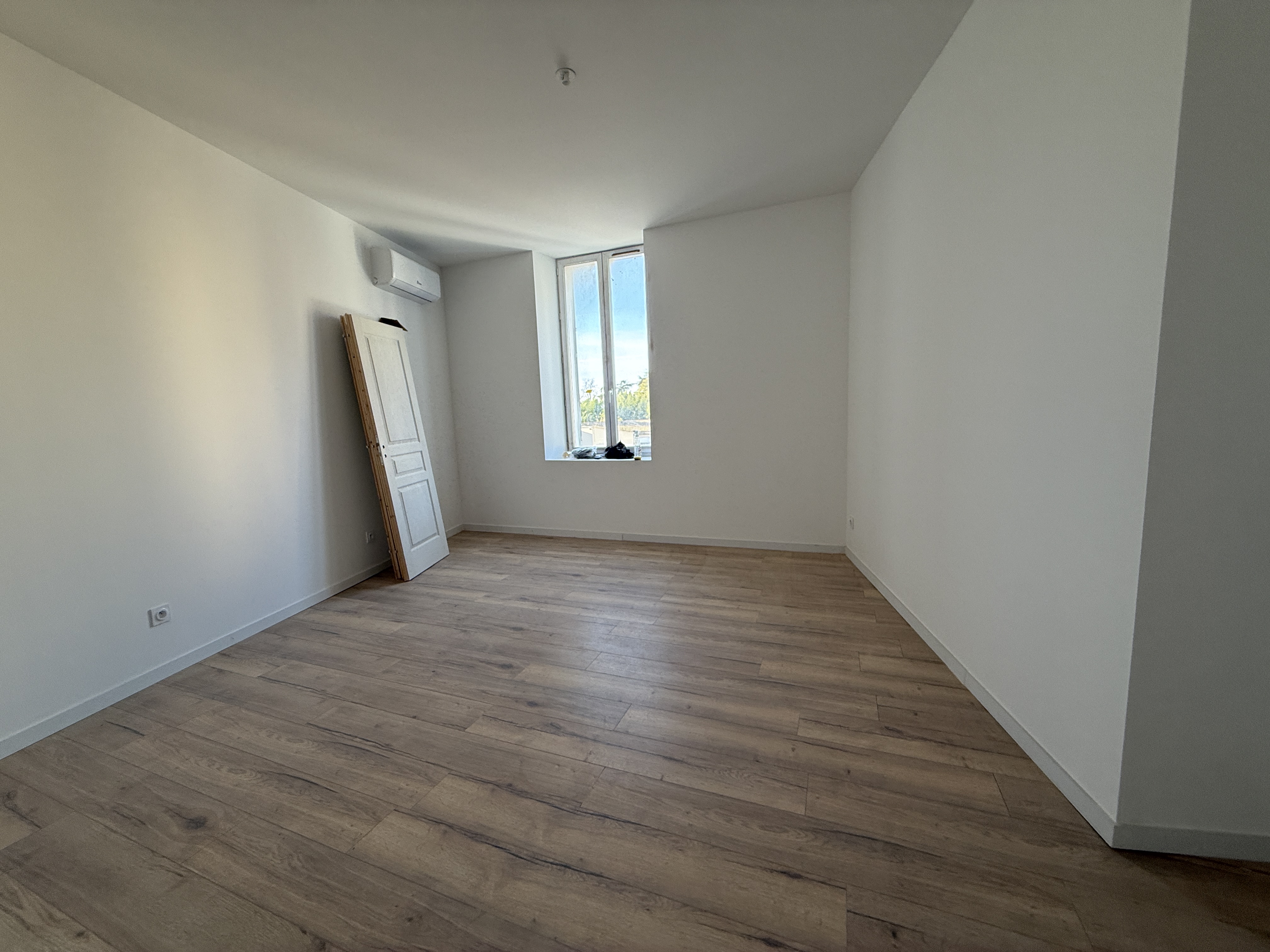 Photo 11 - Appartement T4 Triplex rénové à Villeneuve Quartier Eysses
