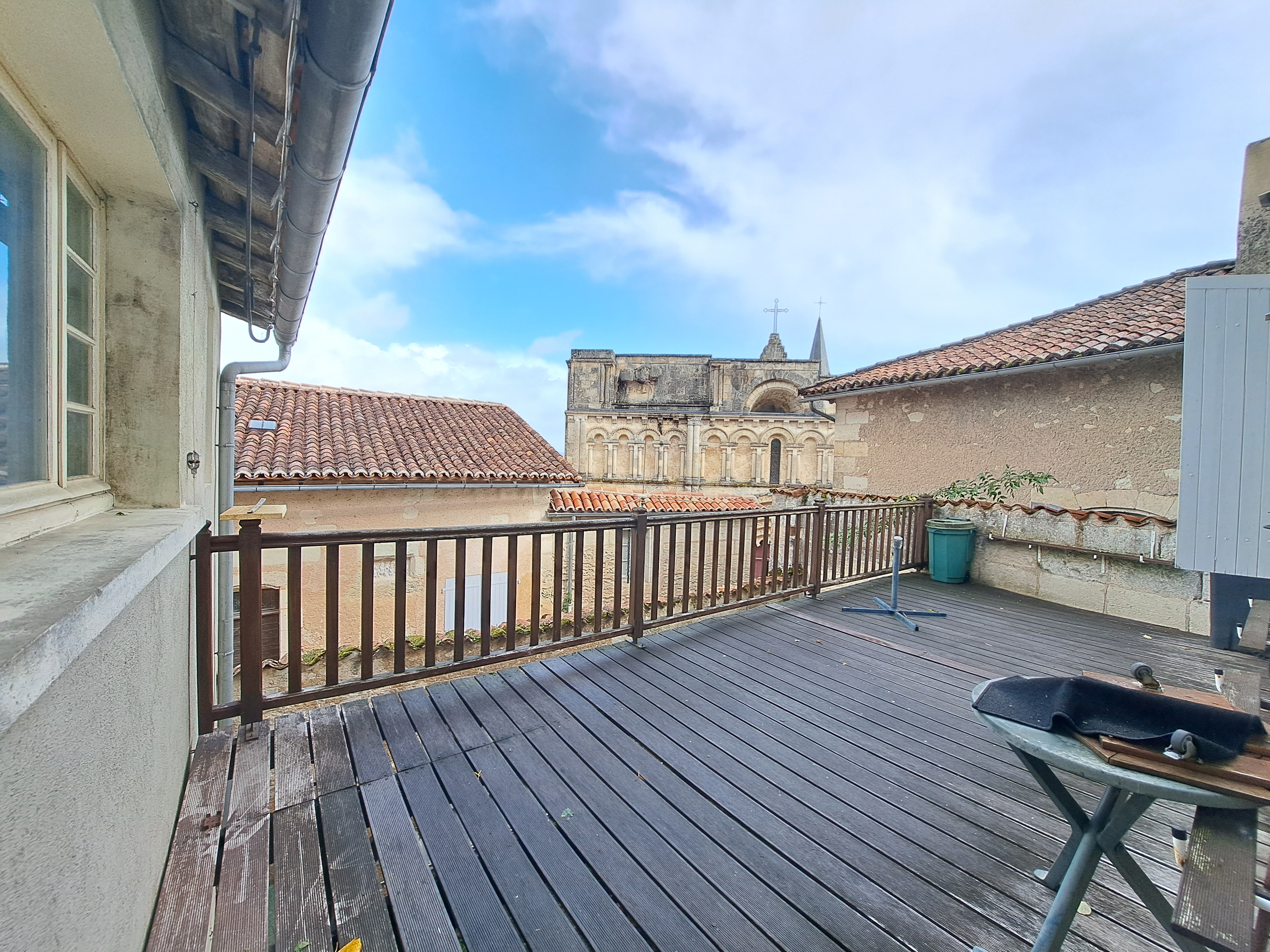 Photo 7 - Maison en pierre avec caves, grenier, courette et jardin clos – 172 m² – 5 pièces