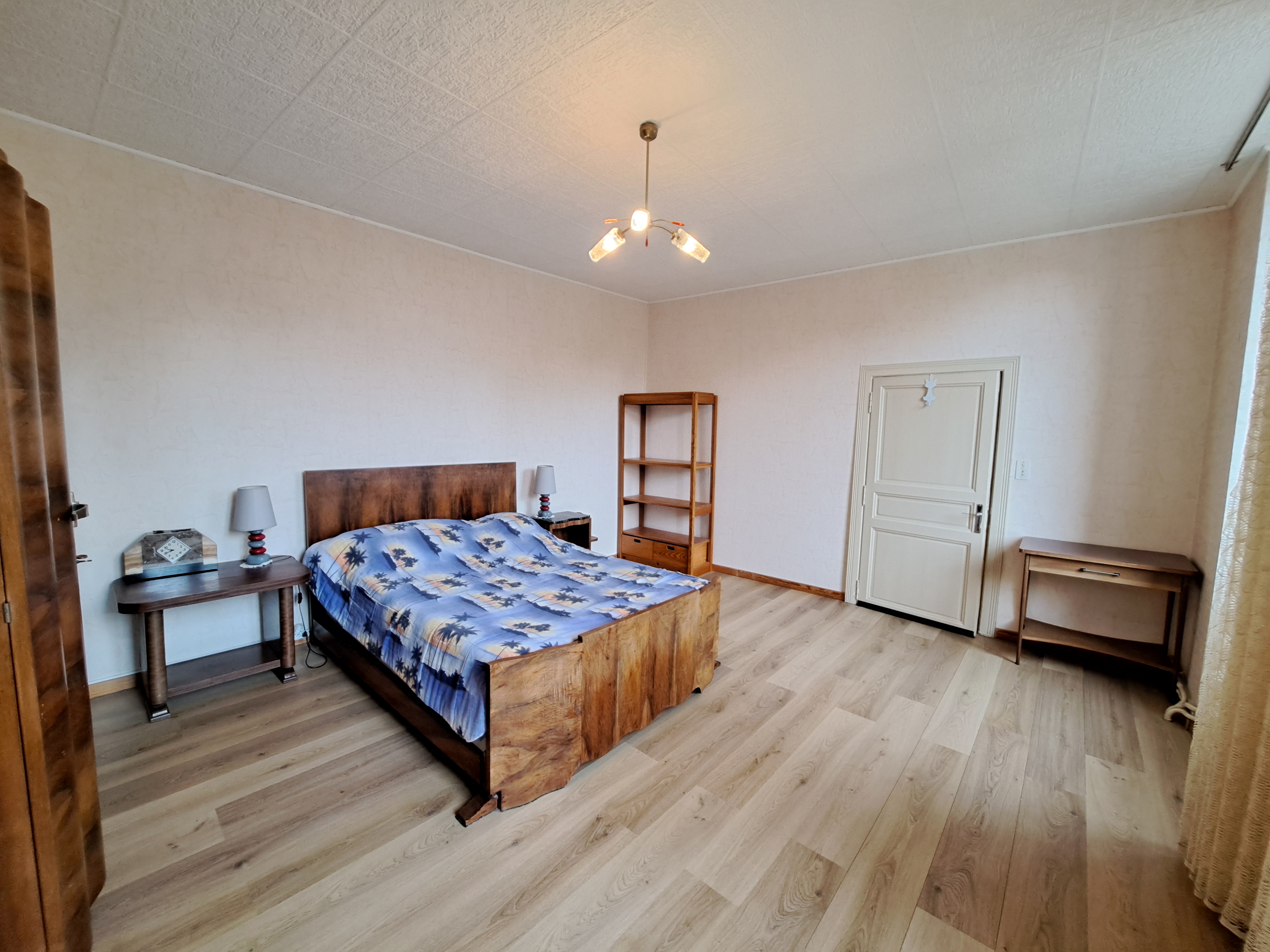 Photo 12 - Maison en pierre avec caves, grenier, courette et jardin clos – 172 m² – 5 pièces